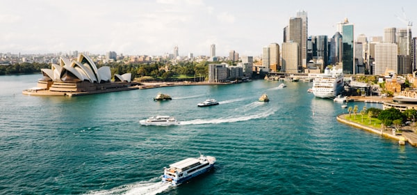 Stamp duty calculator - Sydney Harbour skyline